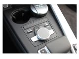 Complete retrofit kit - MMI Navigation plus with MMI touch (European maps included at HDD) - Audi A4 8W